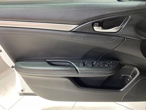 2019 Dizel Otomatik Honda Civic Beyaz Gürel Tasarım Aksesuar Otomotiv San. Tic. Ltd. Şti.