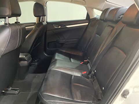 2019 Dizel Otomatik Honda Civic Beyaz Gürel Tasarım Aksesuar Otomotiv San. Tic. Ltd. Şti.