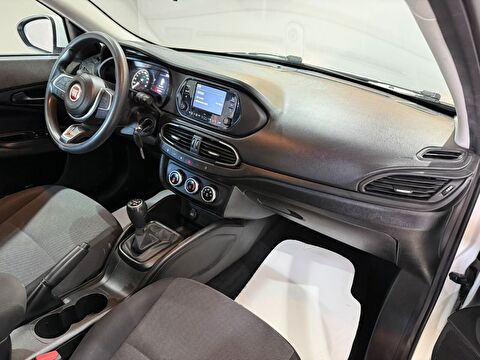 2023 Dizel Manuel Fiat Egea Beyaz Gürel Tasarım Aksesuar Otomotiv San. Tic. Ltd. Şti.
