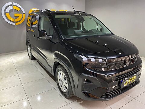 2025 Dizel Otomatik Peugeot Rifter Siyah Gürel Tasarım Aksesuar Otomotiv San. Tic. Ltd. Şti.