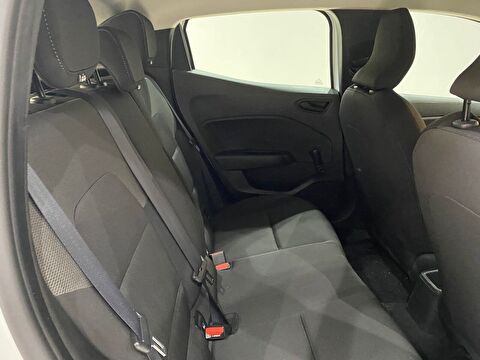 2023 Benzin Otomatik Renault Clio Beyaz Gürel Tasarım Aksesuar Otomotiv San. Tic. Ltd. Şti.