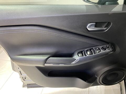 2024 Benzin Otomatik Nissan Juke Gri Gürel Tasarım Aksesuar Otomotiv San. Tic. Ltd. Şti.