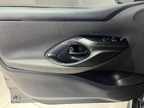 2021 Benzin Manuel Toyota Yaris Gri Gürel Tasarım Aksesuar Otomotiv San. Tic. Ltd. Şti.