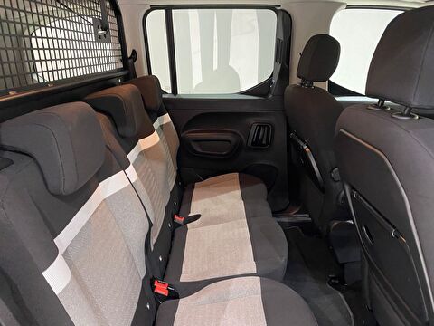 2025 Dizel Otomatik Citroen Berlingo Beyaz Gürel Tasarım Aksesuar Otomotiv San. Tic. Ltd. Şti.