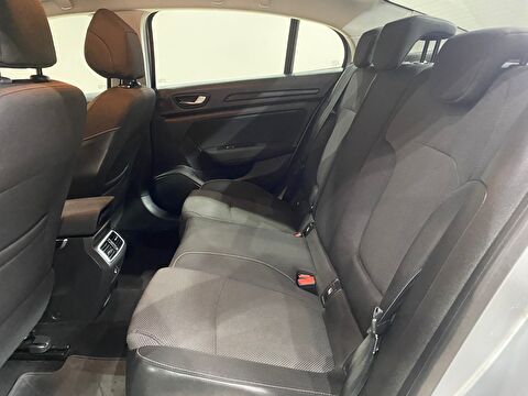 2024 Benzin Otomatik Renault Megane Gri Gürel Tasarım Aksesuar Otomotiv San. Tic. Ltd. Şti.