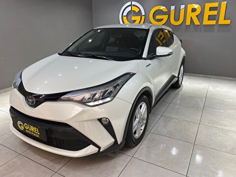 2020 Hybrid Otomatik Toyota C-HR Beyaz Gürel Tasarım Aksesuar Otomotiv San. Tic. Ltd. Şti.