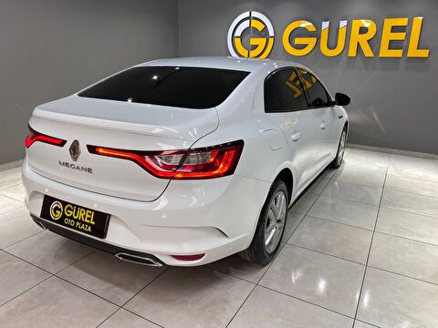 2022 Benzin Otomatik Renault Megane Beyaz Gürel Tasarım Aksesuar Otomotiv San. Tic. Ltd. Şti.