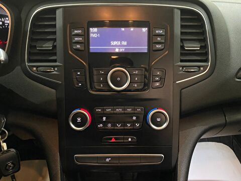 2022 Benzin Otomatik Renault Megane Beyaz Gürel Tasarım Aksesuar Otomotiv San. Tic. Ltd. Şti.