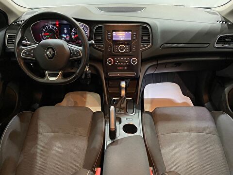 2022 Benzin Otomatik Renault Megane Beyaz Gürel Tasarım Aksesuar Otomotiv San. Tic. Ltd. Şti.