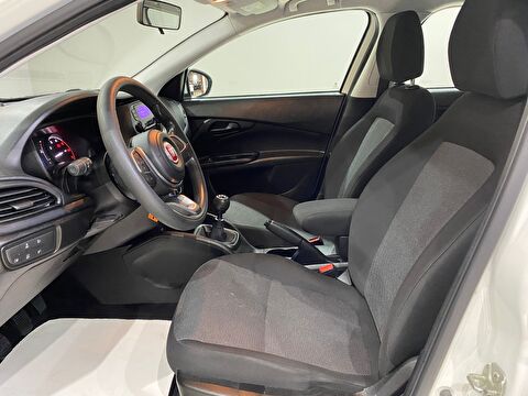 2021 Dizel Manuel Fiat Egea Beyaz Gürel Tasarım Aksesuar Otomotiv San. Tic. Ltd. Şti.