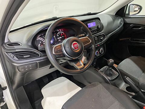 2021 Dizel Manuel Fiat Egea Beyaz Gürel Tasarım Aksesuar Otomotiv San. Tic. Ltd. Şti.