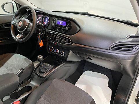 2021 Dizel Manuel Fiat Egea Beyaz Gürel Tasarım Aksesuar Otomotiv San. Tic. Ltd. Şti.