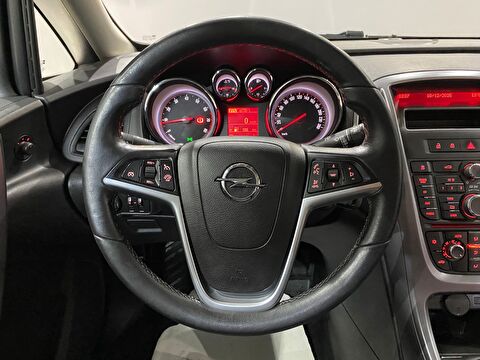 2020 Benzin Manuel Opel Astra Gri Gürel Tasarım Aksesuar Otomotiv San. Tic. Ltd. Şti.