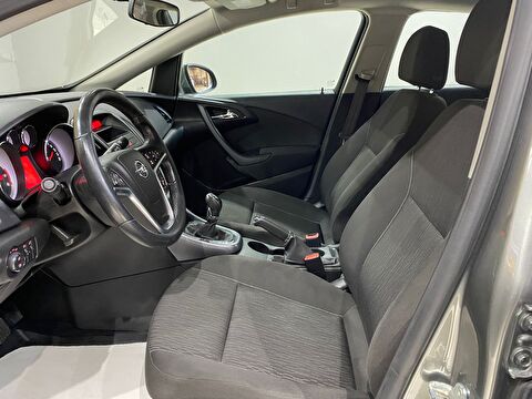 2020 Benzin Manuel Opel Astra Gri Gürel Tasarım Aksesuar Otomotiv San. Tic. Ltd. Şti.