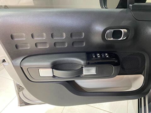 2023 Benzin Otomatik Citroen C3 Gri Gürel Tasarım Aksesuar Otomotiv San. Tic. Ltd. Şti.
