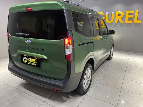 2024 Dizel Manuel Ford Tourneo Courier Yeşil Gürel Tasarım Aksesuar Otomotiv San. Tic. Ltd. Şti.