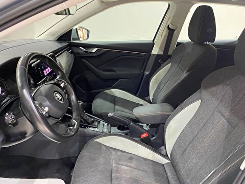 2021 Benzin Otomatik Skoda Scala Gümüş Gri Gürel Tasarım Aksesuar Otomotiv San. Tic. Ltd. Şti.