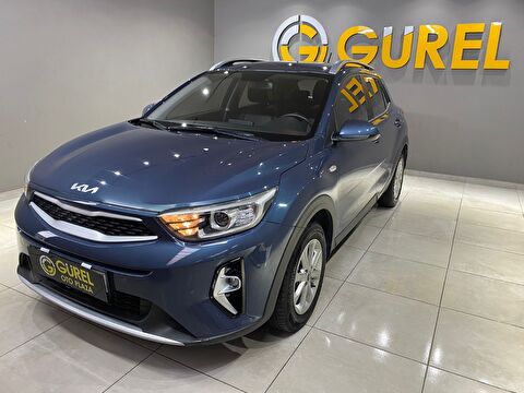 2022 Benzin Otomatik Kia Stonic Mavi Gürel Tasarım Aksesuar Otomotiv San. Tic. Ltd. Şti.