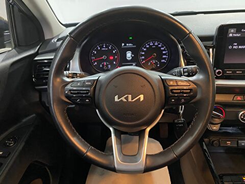 2022 Benzin Otomatik Kia Stonic Mavi Gürel Tasarım Aksesuar Otomotiv San. Tic. Ltd. Şti.