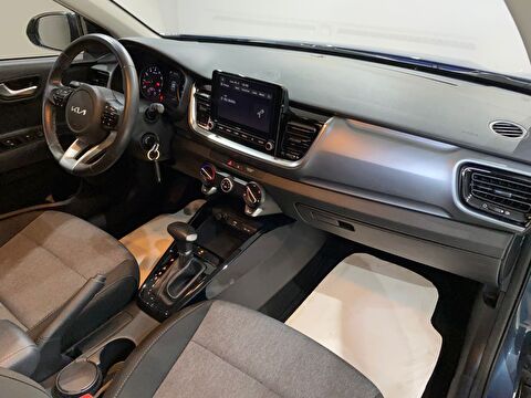 2022 Benzin Otomatik Kia Stonic Mavi Gürel Tasarım Aksesuar Otomotiv San. Tic. Ltd. Şti.