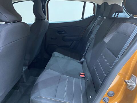 2022 Benzin Manuel Dacia Sandero Turuncu Gürel Tasarım Aksesuar Otomotiv San. Tic. Ltd. Şti.