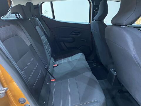2022 Benzin Manuel Dacia Sandero Turuncu Gürel Tasarım Aksesuar Otomotiv San. Tic. Ltd. Şti.