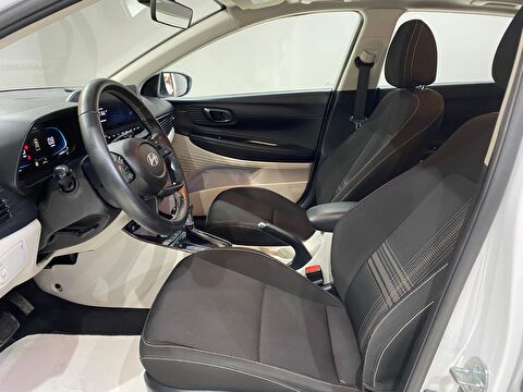 2024 Benzin Otomatik Hyundai Bayon Beyaz Gürel Tasarım Aksesuar Otomotiv San. Tic. Ltd. Şti.