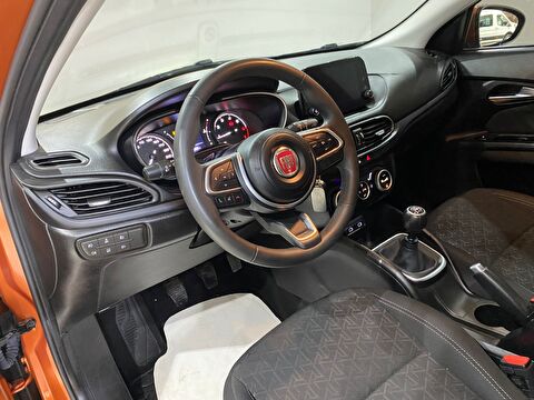 2022 Benzin Manuel Fiat Egea Turuncu Gürel Tasarım Aksesuar Otomotiv San. Tic. Ltd. Şti.