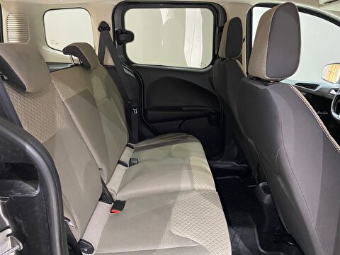 2023 Benzin Manuel Ford Tourneo Courier Gri Gürel Tasarım Aksesuar Otomotiv San. Tic. Ltd. Şti.