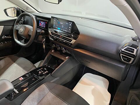 2025 Benzin Otomatik Citroen C4 X Mavi Gürel Tasarım Aksesuar Otomotiv San. Tic. Ltd. Şti.