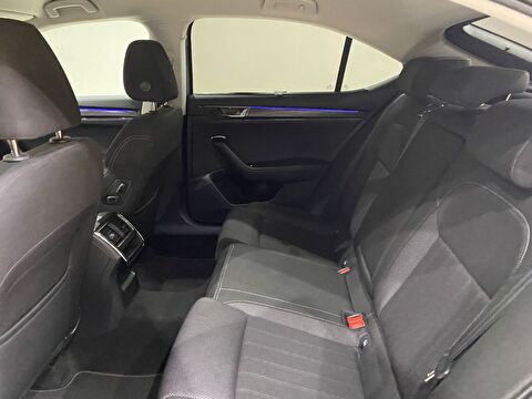 2023 Benzin Otomatik Skoda Superb Gri Gürel Tasarım Aksesuar Otomotiv San. Tic. Ltd. Şti.