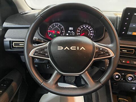 2025 Benzin Otomatik Dacia Sandero Stepway Beyaz Gürel Tasarım Aksesuar Otomotiv San. Tic. Ltd. Şti.