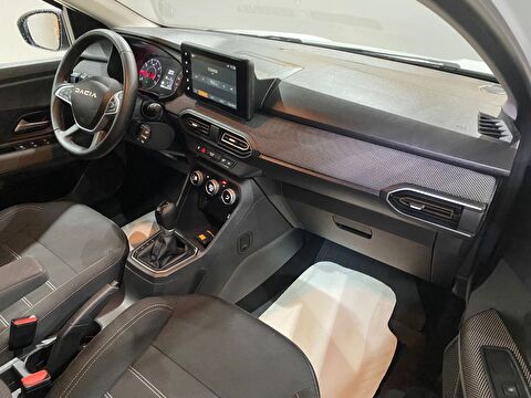 2025 Benzin Otomatik Dacia Sandero Stepway Beyaz Gürel Tasarım Aksesuar Otomotiv San. Tic. Ltd. Şti.