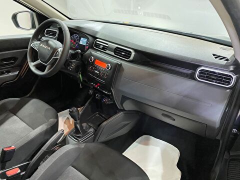 2023 Benzin Manuel Dacia Duster Gri Gürel Tasarım Aksesuar Otomotiv San. Tic. Ltd. Şti.