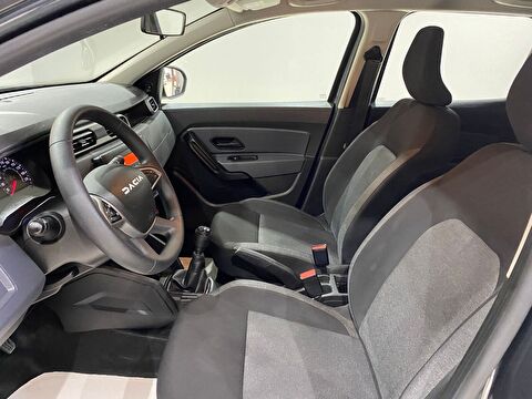 2023 Benzin Manuel Dacia Duster Gri Gürel Tasarım Aksesuar Otomotiv San. Tic. Ltd. Şti.