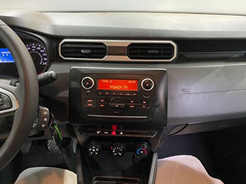 2023 Benzin Manuel Dacia Duster Gri Gürel Tasarım Aksesuar Otomotiv San. Tic. Ltd. Şti.
