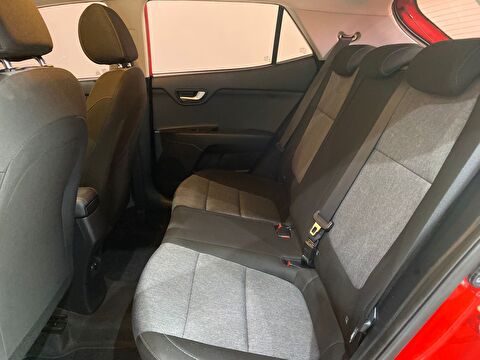 2021 Benzin Manuel Kia Stonic Kırmızı Gürel Tasarım Aksesuar Otomotiv San. Tic. Ltd. Şti.