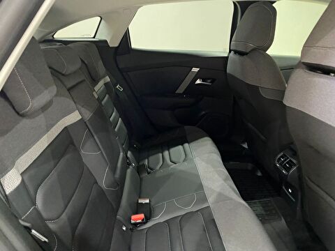 2024 Benzin Otomatik Citroen C4 Gri Gürel Tasarım Aksesuar Otomotiv San. Tic. Ltd. Şti.
