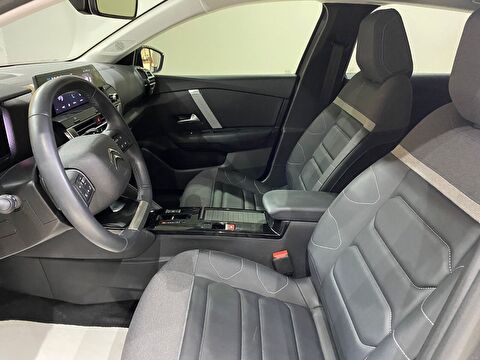 2024 Benzin Otomatik Citroen C4 Gri Gürel Tasarım Aksesuar Otomotiv San. Tic. Ltd. Şti.