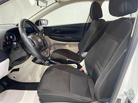2024 Benzin Otomatik Hyundai Bayon Beyaz Gürel Tasarım Aksesuar Otomotiv San. Tic. Ltd. Şti.