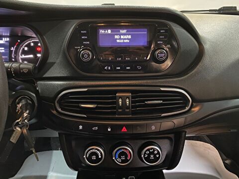 2022 Dizel Manuel Fiat Egea Beyaz Gürel Tasarım Aksesuar Otomotiv San. Tic. Ltd. Şti.