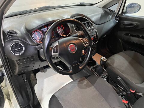 2014 Dizel Manuel Fiat Punto Beyaz Gürel Tasarım Aksesuar Otomotiv San. Tic. Ltd. Şti.