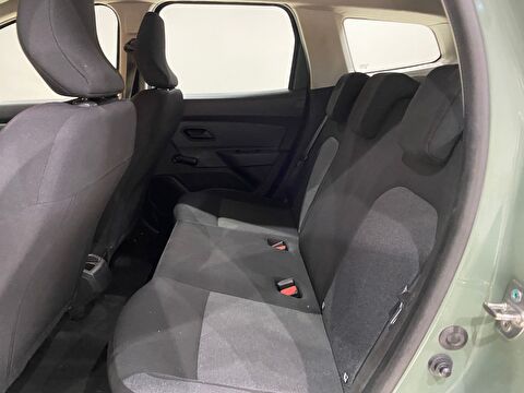 2023 Benzin Manuel Dacia Duster Yeşil Gürel Tasarım Aksesuar Otomotiv San. Tic. Ltd. Şti.