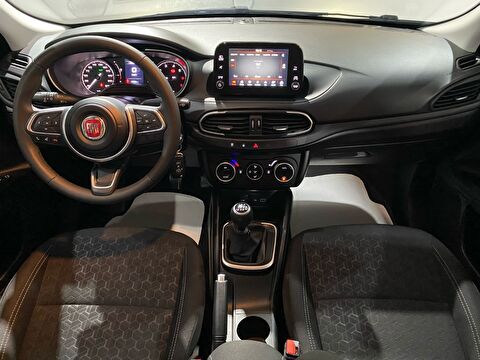 2023 Benzin Manuel Fiat Egea Gri Gürel Tasarım Aksesuar Otomotiv San. Tic. Ltd. Şti.
