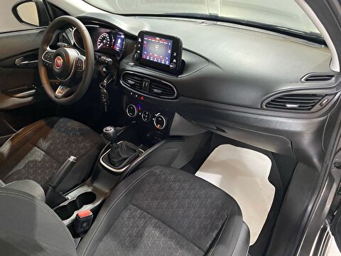 2023 Benzin Manuel Fiat Egea Gri Gürel Tasarım Aksesuar Otomotiv San. Tic. Ltd. Şti.