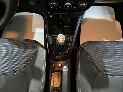 2019 Benzin Manuel Renault Clio Kırmızı Gürel Tasarım Aksesuar Otomotiv San. Tic. Ltd. Şti.
