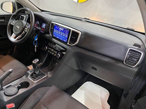 2021 Benzin Manuel Kia Sportage Gri Gürel Tasarım Aksesuar Otomotiv San. Tic. Ltd. Şti.