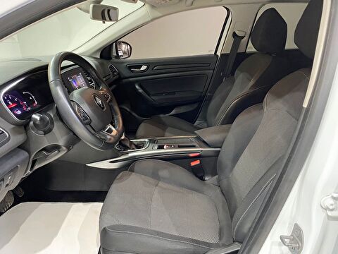 2023 Benzin Otomatik Renault Megane Beyaz Gürel Tasarım Aksesuar Otomotiv San. Tic. Ltd. Şti.