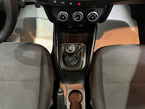 2023 Benzin Manuel Fiat Egea Mavi Gürel Tasarım Aksesuar Otomotiv San. Tic. Ltd. Şti.
