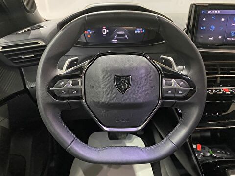 2025 Benzin Otomatik Peugeot 2008 Gümüş Gri Gürel Tasarım Aksesuar Otomotiv San. Tic. Ltd. Şti.